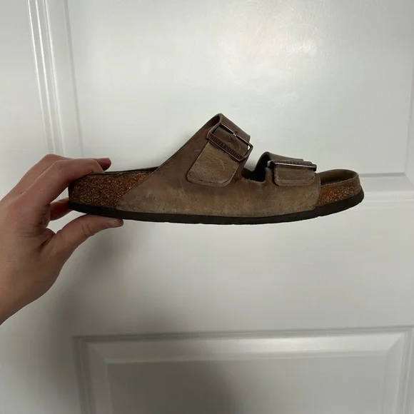 Birkenstock Arizona Leather Sandals in Stone Women’s Size 38 - Picture 6 of 7